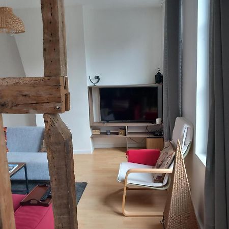 Le Leon Appartement Honfleur Buitenkant foto