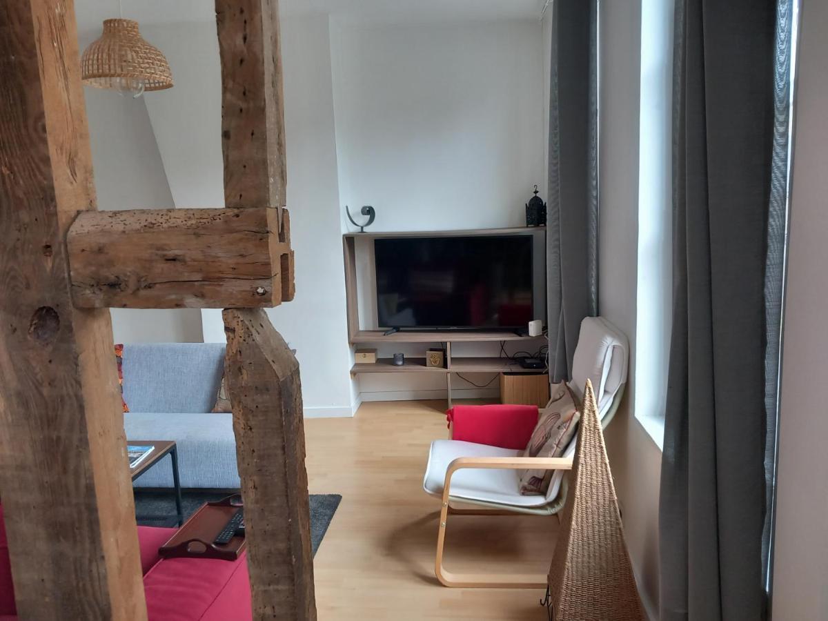 Le Leon Appartement Honfleur Buitenkant foto
