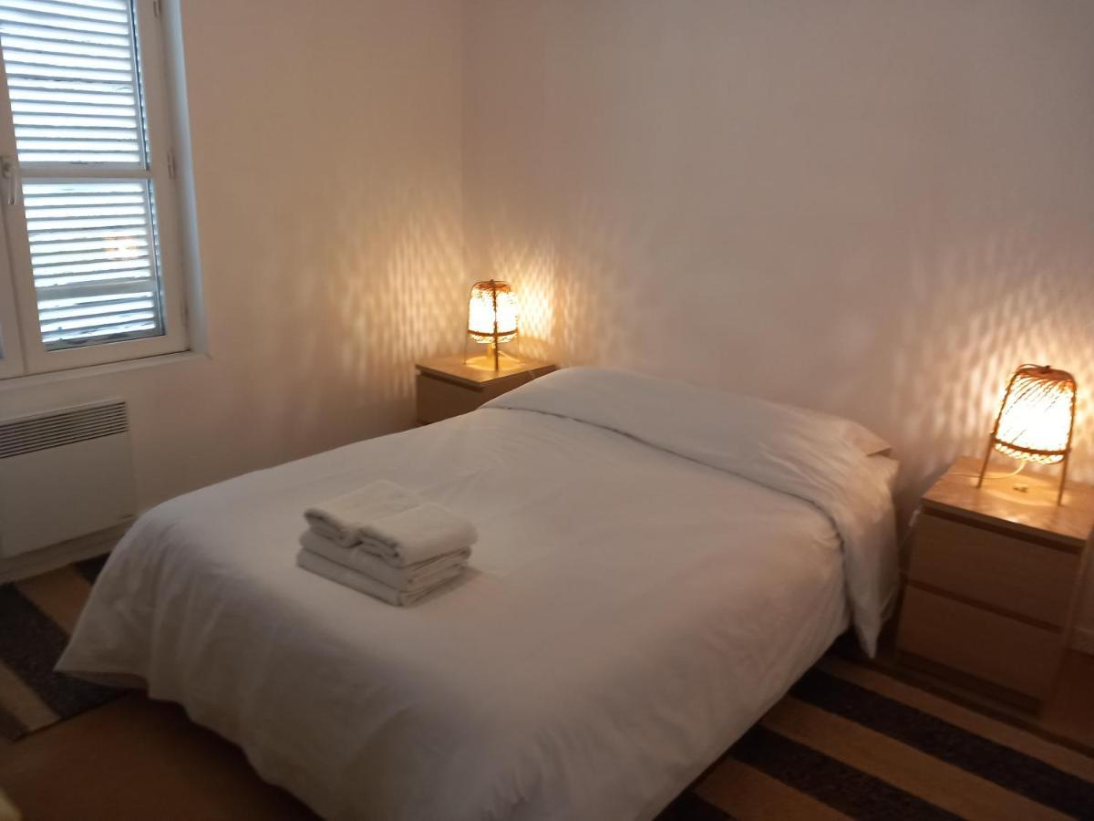 Le Leon Appartement Honfleur Buitenkant foto